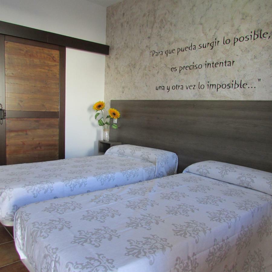 Guest house - Parking Almagro